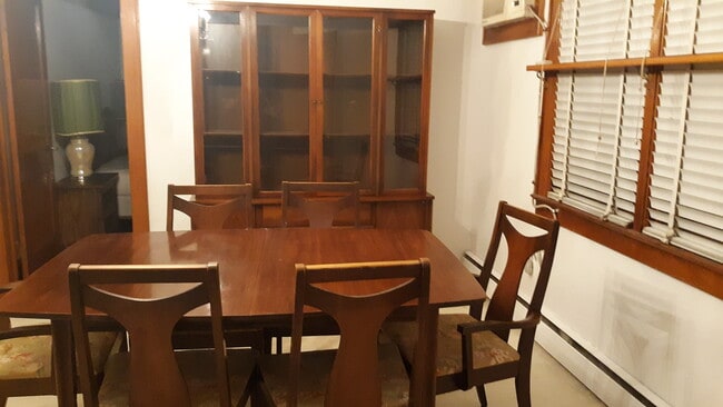 dining room - 70 Stein Ave
