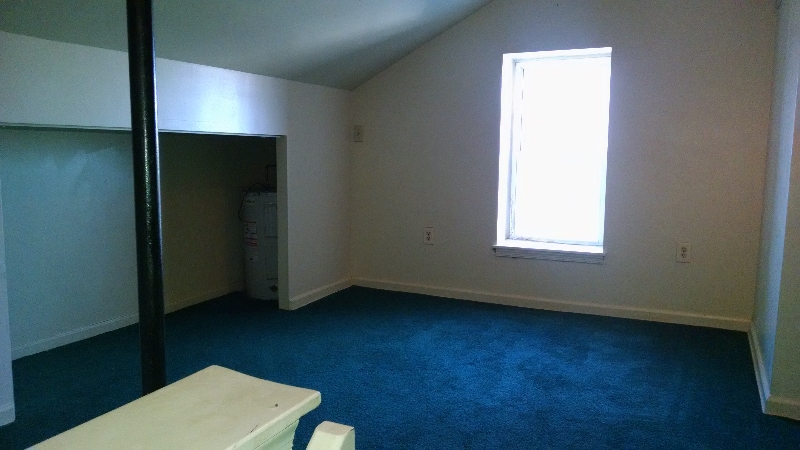 Building Photo - 160 N York St