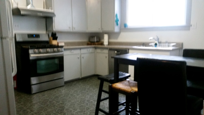 Building Photo - 288 E 1st St