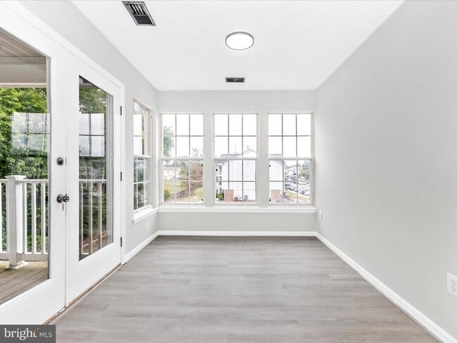 Building Photo - 615 Himes Ave