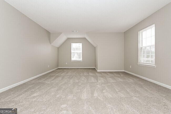 Building Photo - 6216 Polar Fox Ct