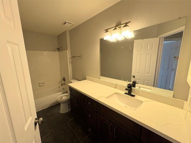 Building Photo - Beautiful 4-bedroom, 2.5-bath home in desirable Katy ISD!