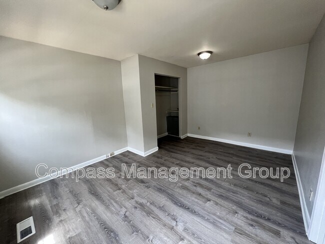 Building Photo - 1619 Washington Ave