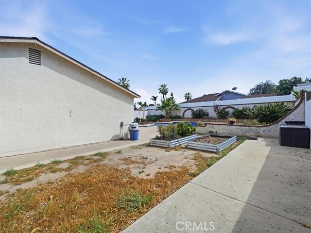 Building Photo - 900 Cortez Dr