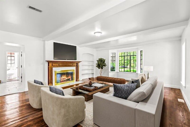 Primary Photo - 19510 Stratford Rd