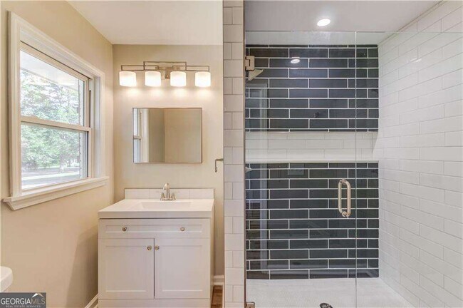 Building Photo - 4483 Florence St