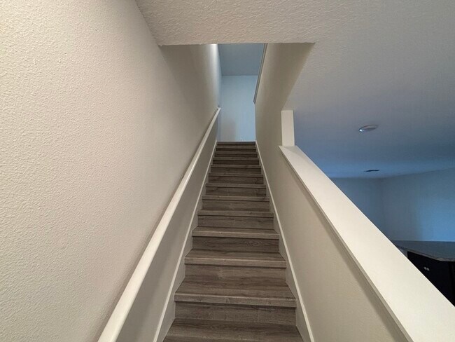 Building Photo - 396 Arbor Lakes Dr