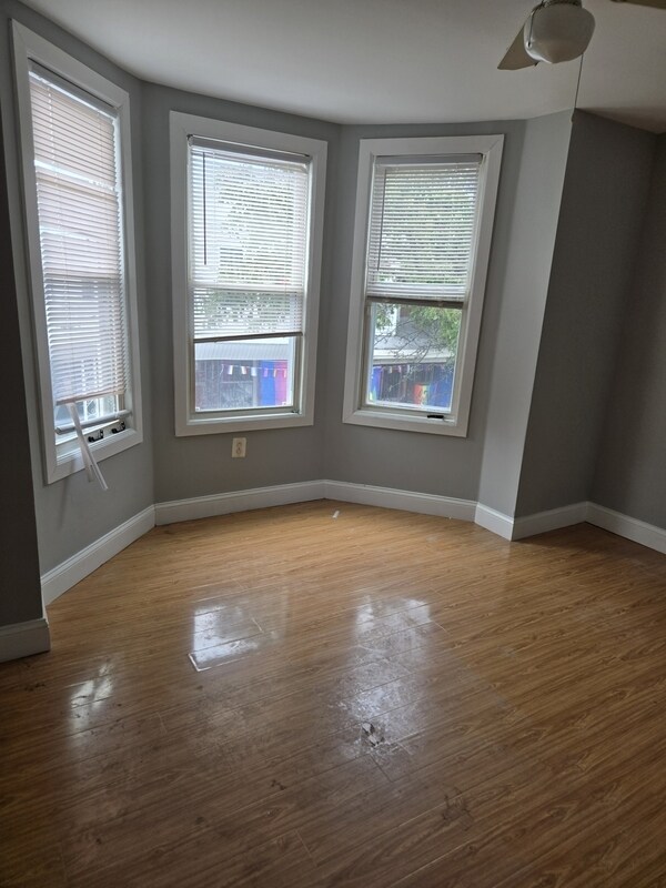 Building Photo - 608 E Wensley St