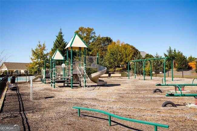 Building Photo - 4675 Silver Oak Dr SW