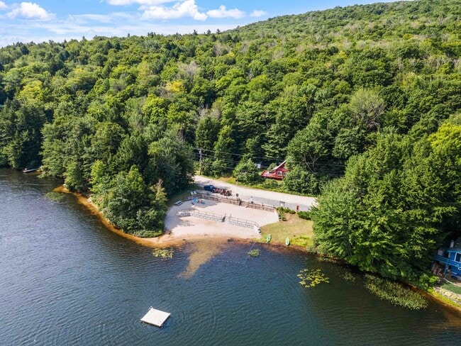 Building Photo - 25 Hilltop Dr