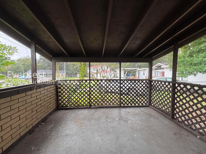 Building Photo - 6824 Rojo Ct