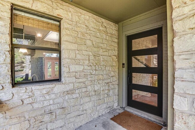 Building Photo - 5701 Westslope Dr