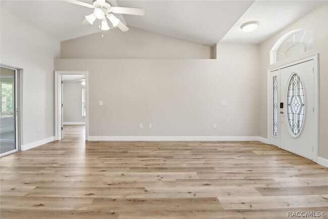 Building Photo - 8520 N Elkcam Blvd