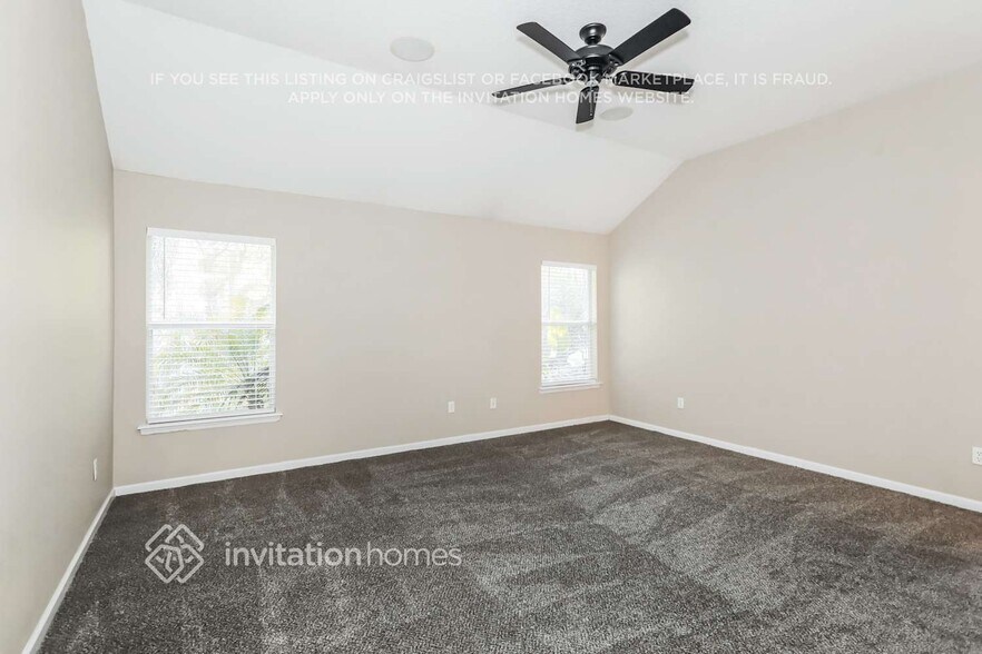 Building Photo - 420 Heather Park Ln