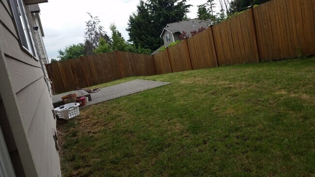 Building Photo - Beautiful 4 bed 2.5 bath in Kenmore, minutes to HWY 522/Burke-Gilman Trail