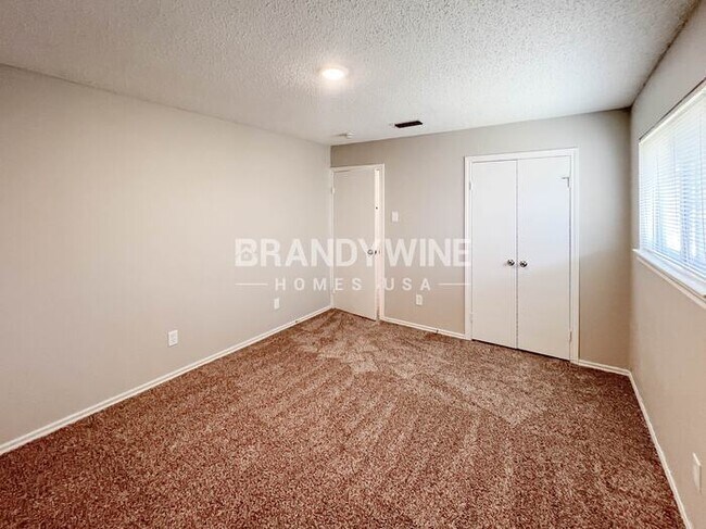 Building Photo - 1206 Misty Way