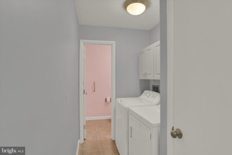 Building Photo - 118 S 22nd St