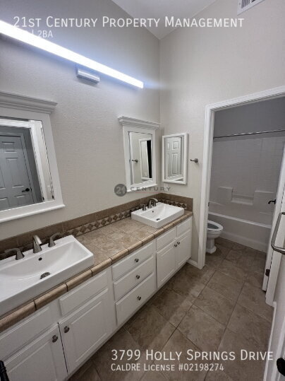 Building Photo - 3799 Holly Springs Dr