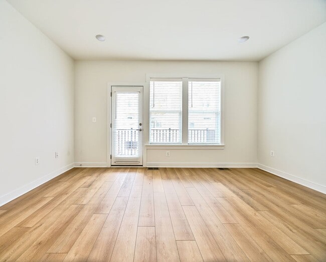 Building Photo - 16076 Frederick Rd