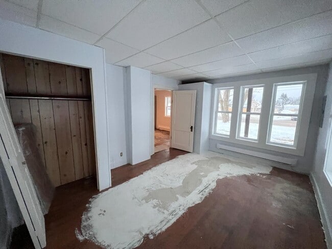 Building Photo - 506 N Center Ave