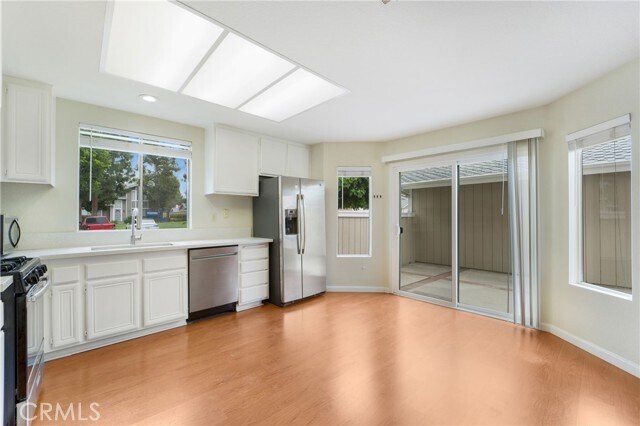 Building Photo - 120 Monroe