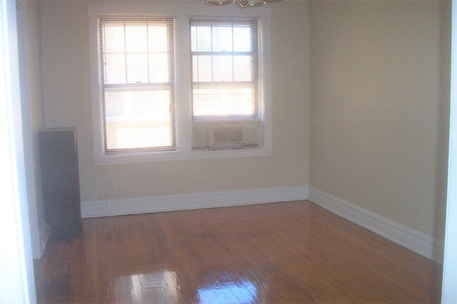Building Photo - 4205 N Keystone Ave