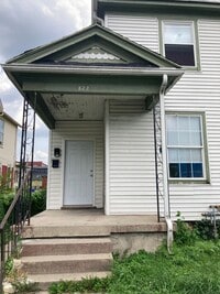 Building Photo - 820-822 HUFFMAN