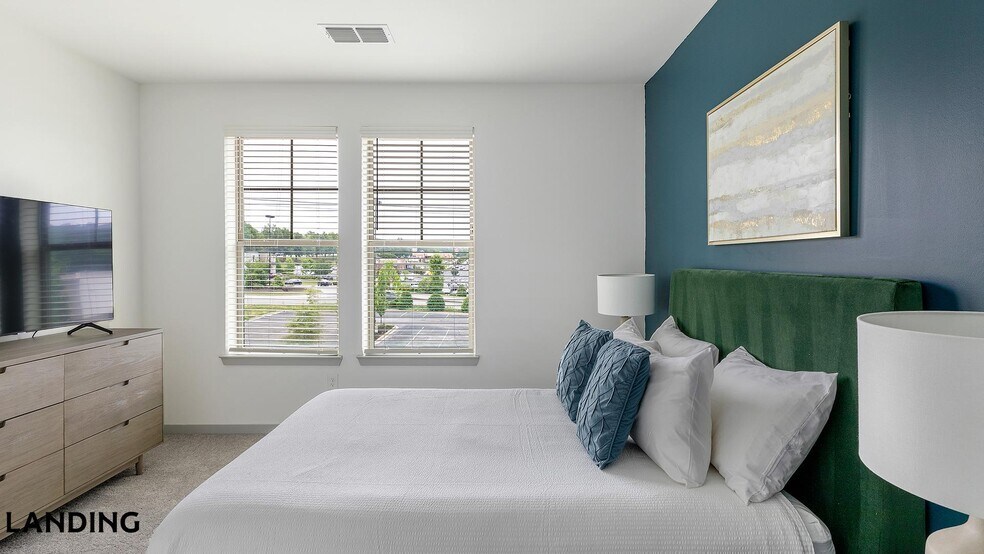 Building Photo - 100 Wildwood Ct