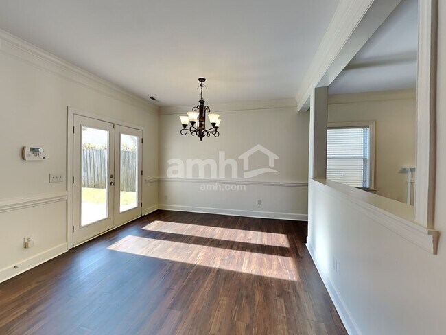 Building Photo - 13036 Meadowmere Road