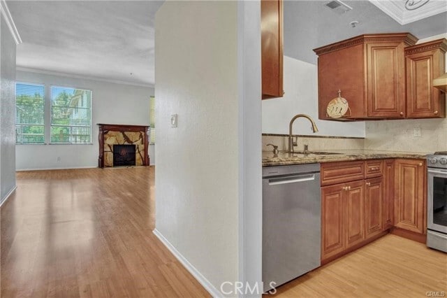 Building Photo - 2571 Plaza del Amo