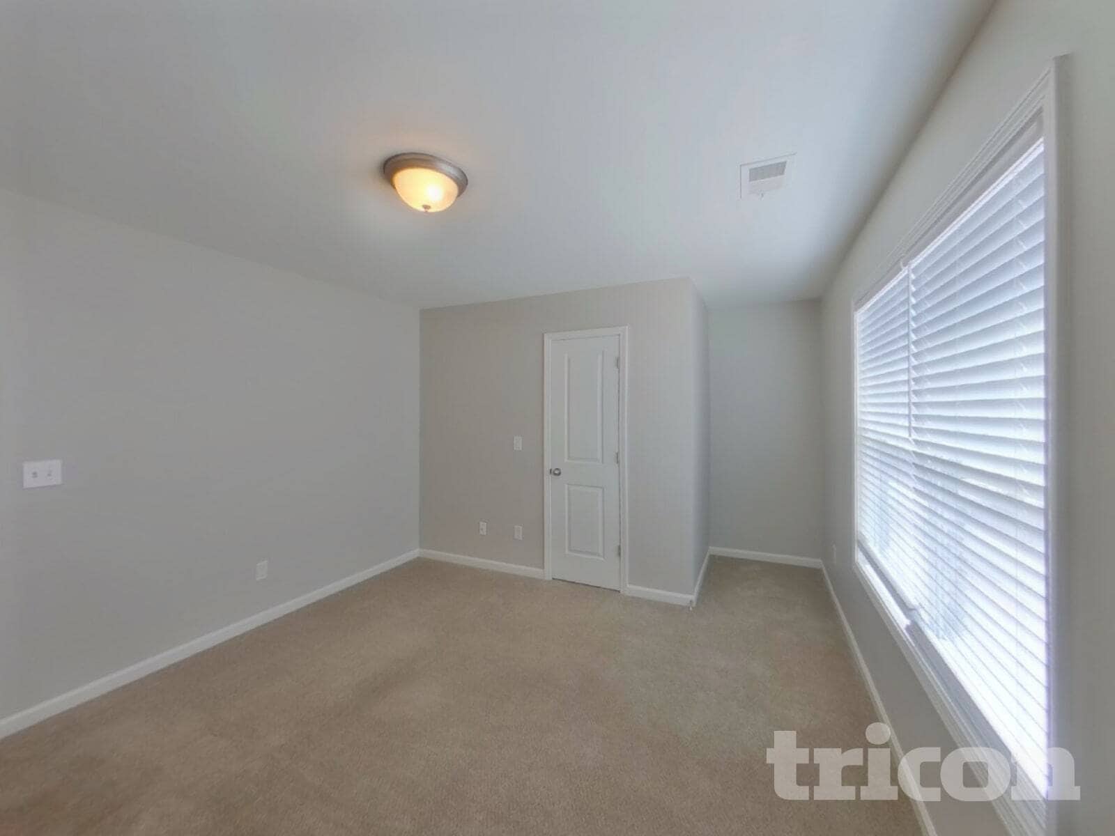 Building Photo - 18 Driftwood Ave