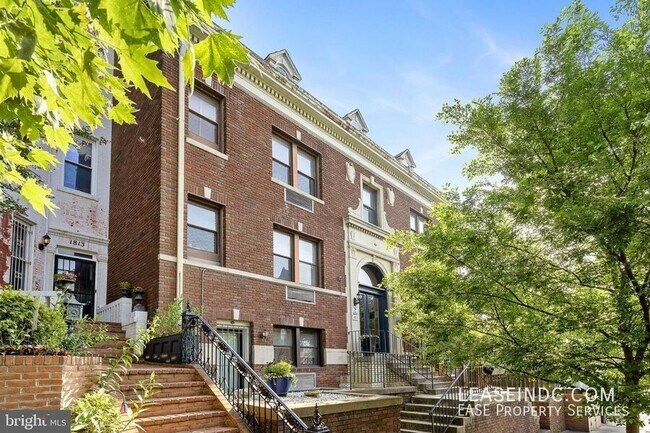 Building Photo - 1811 Vernon St NW