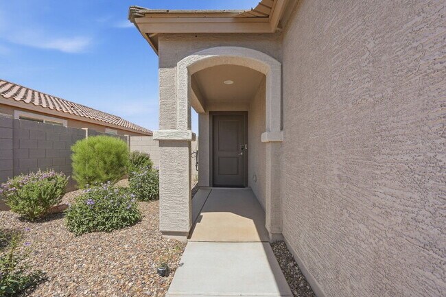 Building Photo - 12168 E Sunflower Ln