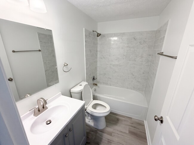 Building Photo - 5749 Charstone Ct