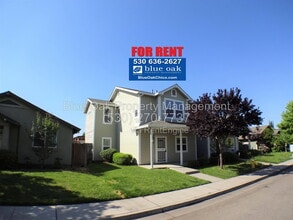 Building Photo - 573 E Eaton Rd