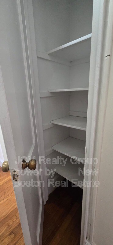 Building Photo - 11 Victory Rd