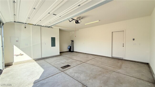 Building Photo - 12468 Kings Crk Pl