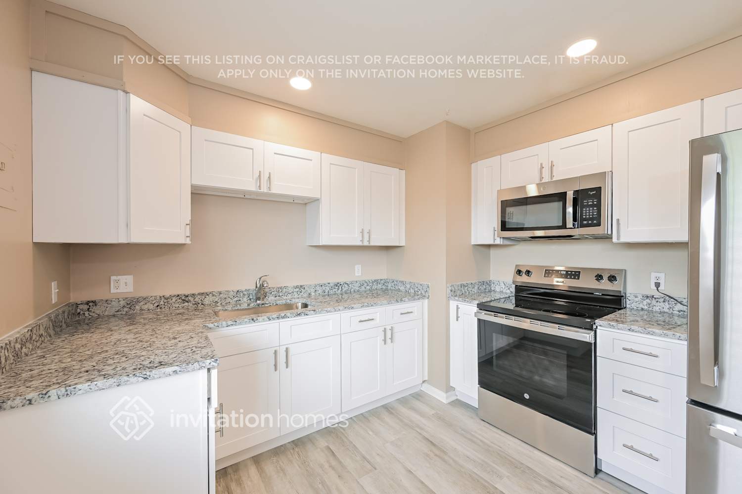 Building Photo - 3191 W 94th Ave