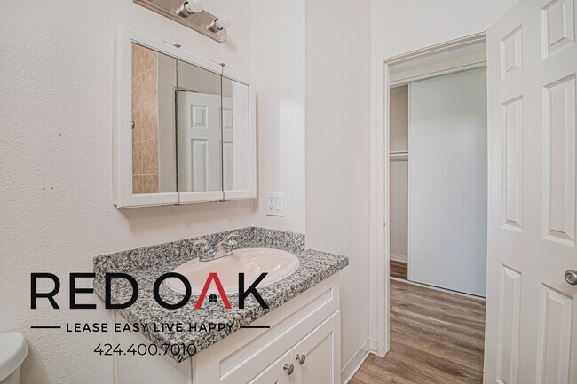 Building Photo - 15620 Leffingwell Rd