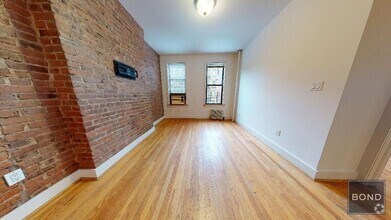 Building Photo - 129 E 97th St