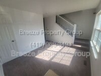 Building Photo - 521 Hope St