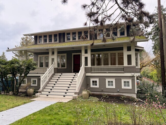 Building Photo - ROJAS