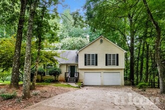 Building Photo - 5450 Bridle Dr