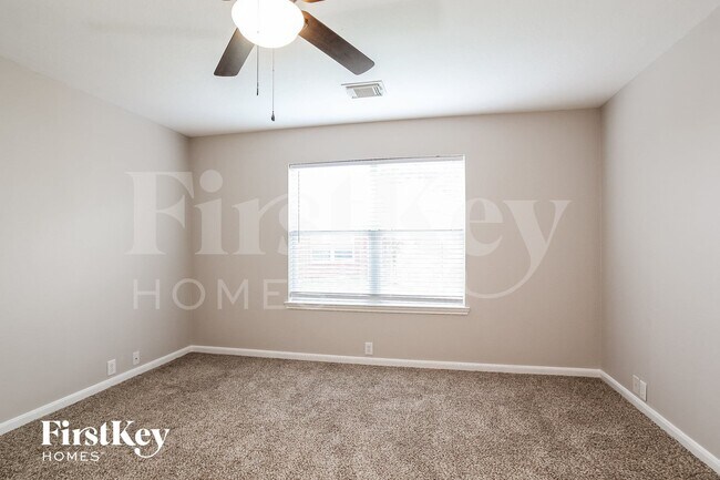 Building Photo - 4750 Markham Woods Ct