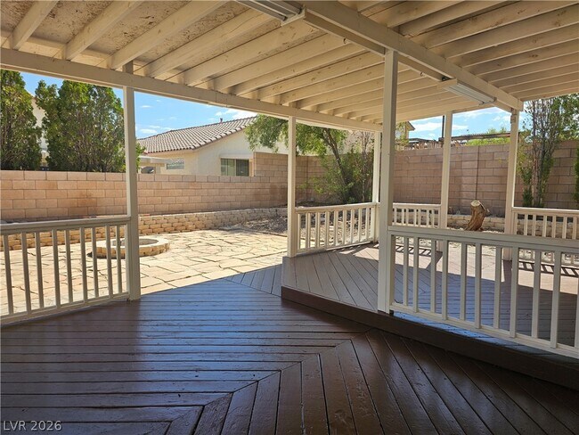 Building Photo - 8075 Lapis Harbor Ave