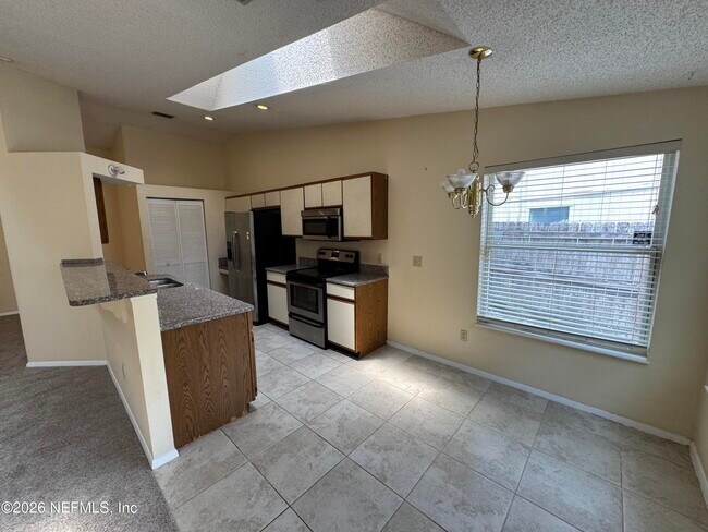 Building Photo - 8055 Creedmoor Dr