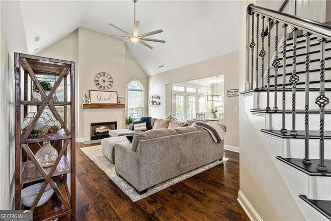 Building Photo - 203 Lenox Dr