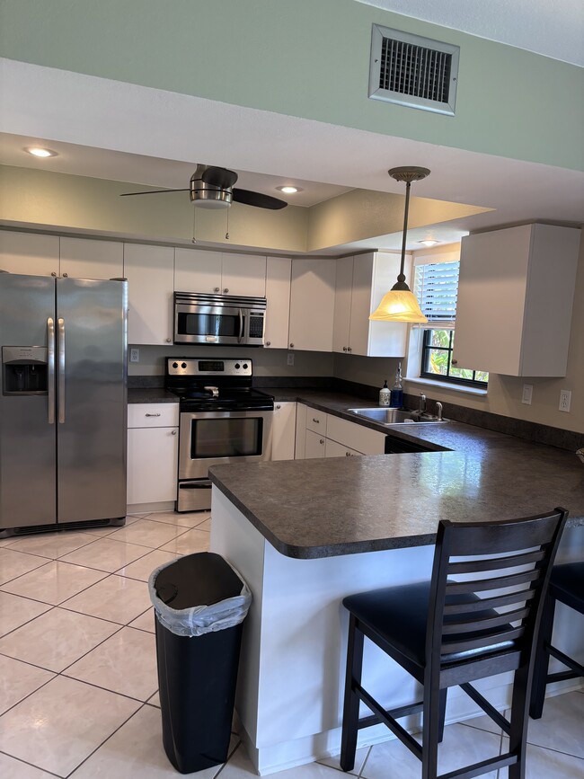 Building Photo - 3335 Purple Martin Dr