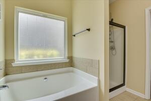 Building Photo - 3631 Mossland Dr