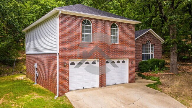 Building Photo - 2595 Jayme Cir